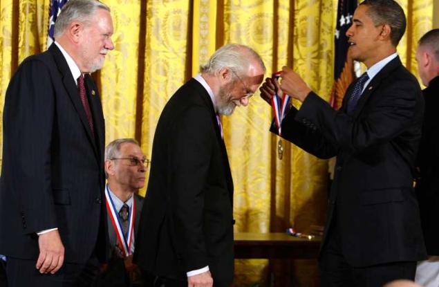 Почина Чарлс Гешке, създателят на PDF формата