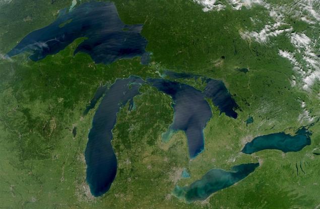 Изследователи се опитват да разберат последиците от историческата липса на лед в Големите езера в Северна Америка