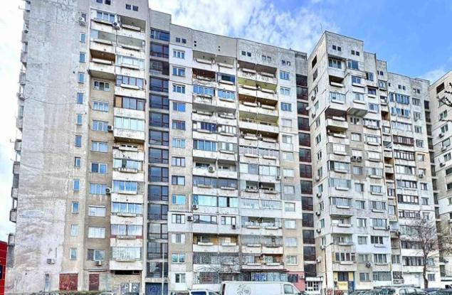 Санирането на практика: какво струва, какво изисква и какво дава?