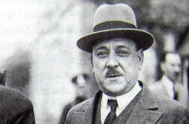 Мъж без жена пет пари не струва - Атанас Буров