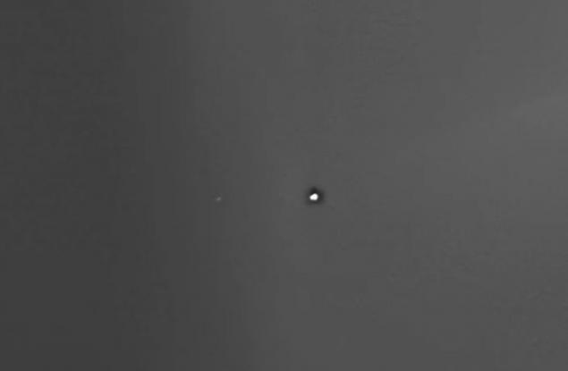 Това са Слънцето, Земята и Луната, видени от Марс