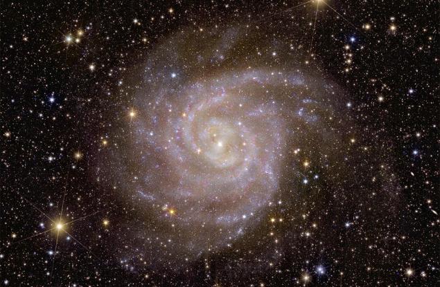 Учени представиха първите снимки от европейския космически телескоп „Евклид“