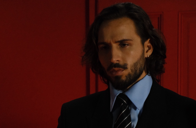 Папи Ханс посреща пролетта с "Безсърдечен" - песен, с която танцуваш през болката