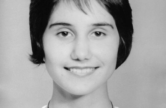 Петя Дубарова – птицата, която остана завинаги на 17