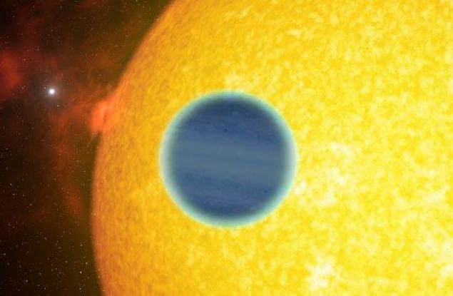Астрономи засякоха облаци на далечна екзопланета