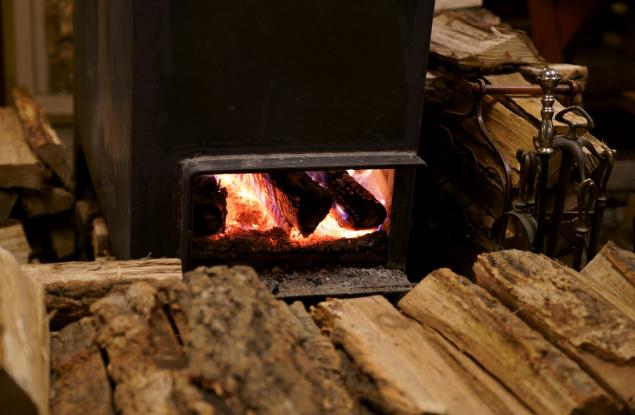 Как (не)работи зоната за ограничаване на отоплението с дърва и въглища в София