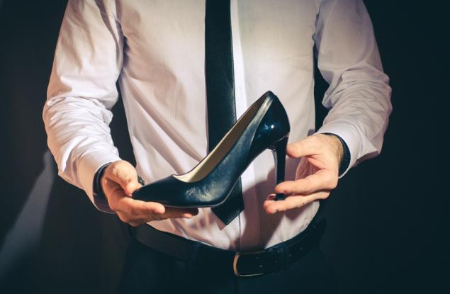 Първо мъжете са носели високи токчета