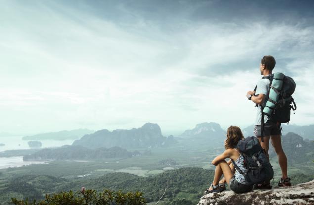 Виц: Скъпи, кажи ми нещо романтично