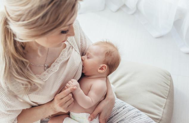 След секцио кърменето е по-трудно. Дали?