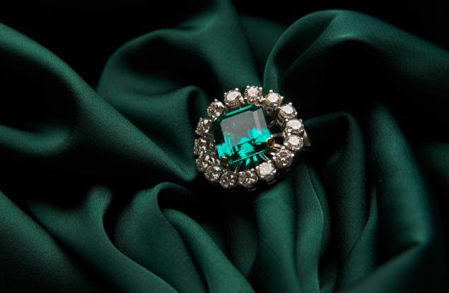 Какви бижута трябва да носите според зодията