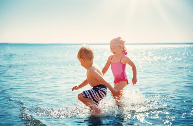 Защо морето е полезно за децата