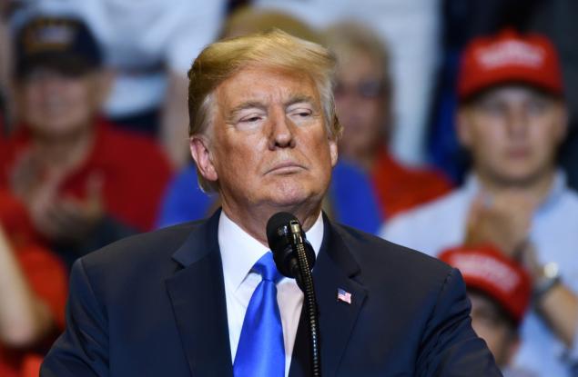 Американец почина, след като прие вариация на лекарство, препоръчано от Тръмп срещу COVID-19