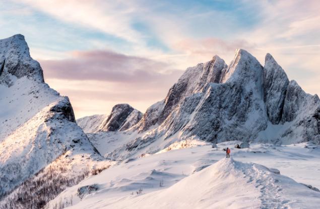Снегът намалява