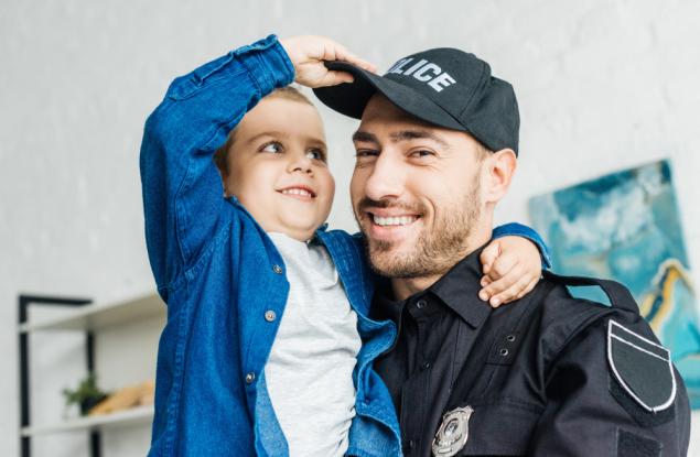 Вечерен виц: Иванчо отива за баничка