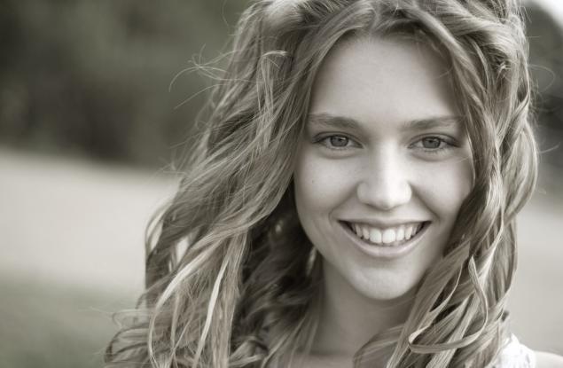 Усмихнатият винаги е по-силен от гневния