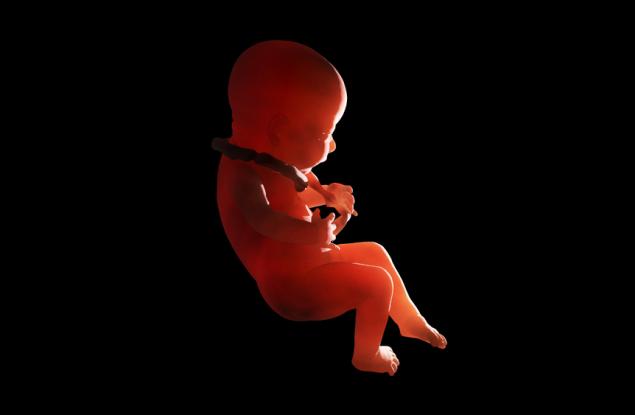 Отстраниха неродения близнак от мозъка на 1-годишно момиченце от Китай