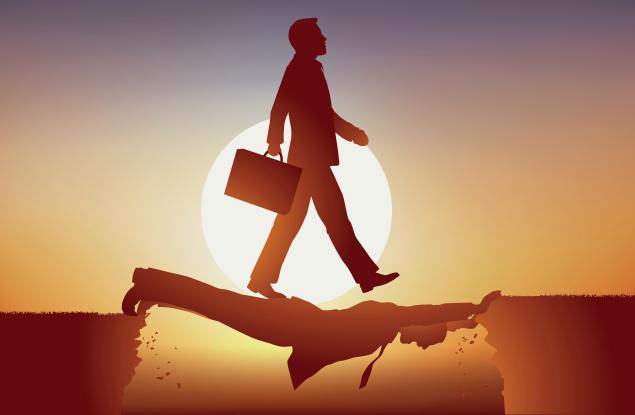 Богатството и моралът: защо по-заможните хора са по-склонни към неетично поведение