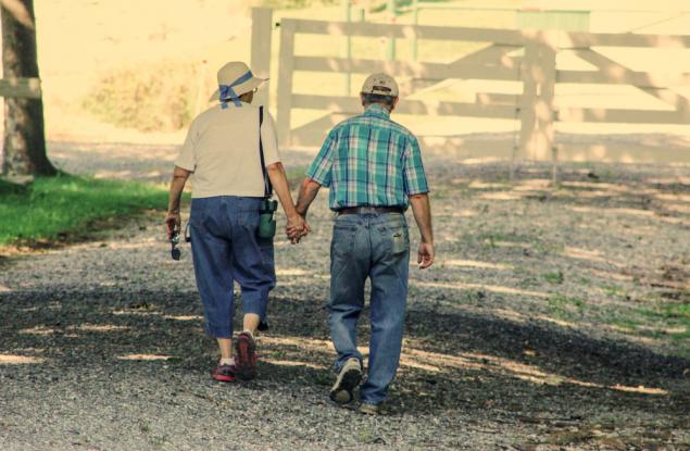 Дъбова сватба – най-възрастната двойка в света празнува 80 години брак