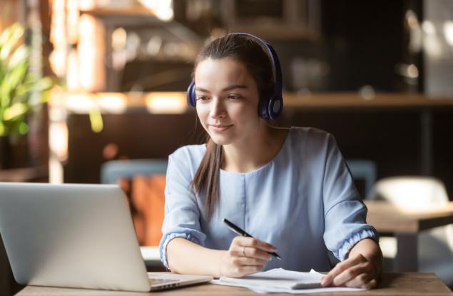 Почти половината от младежите в България нямат базови умения за средно образование, сочи доклад на УНИЦЕФ