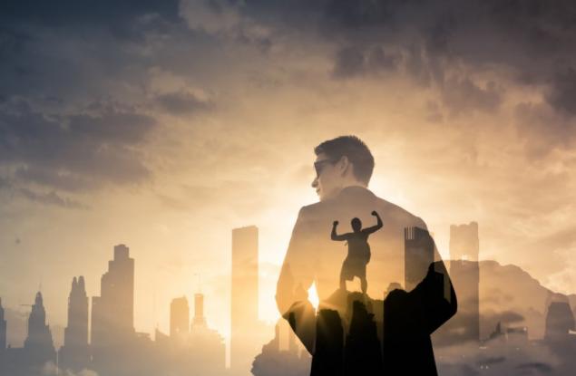 Как да изградите здравословно самочувствие, без да се превърнете в нарцис