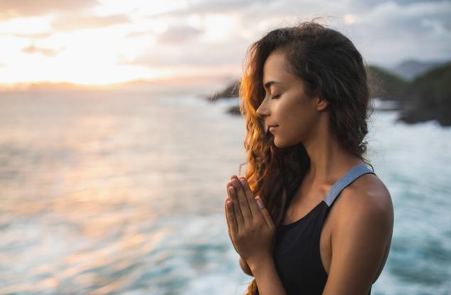 Когато си говорим сами на себе си, караме мозъка да работи по-добре