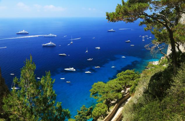 Средиземно море става все по-топло и солено