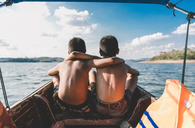 Петър Дънов: изгубиш ли приятел, губиш светлината и радостта си