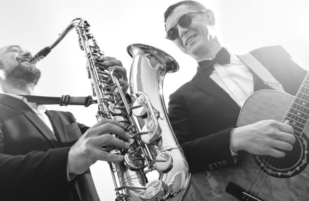 Шумът в ушите вероятно е средство, чрез което мозъкът ни се справя с увреждането на нервите