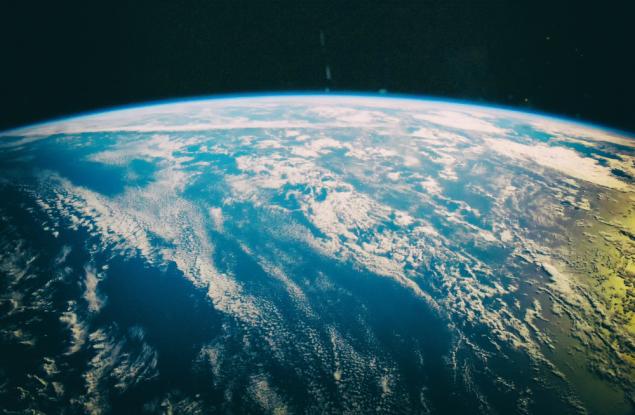 Какви са механизмите, които създават климата на Земята и как контролират изменението му?