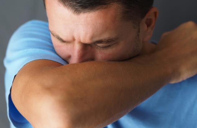 Доц. д-р Георги Попов: Сухата кашлица при COVID-19 продължава 10-14 дни