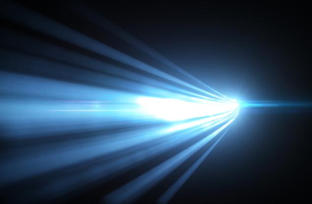 Физици създадоха едноизмерен газ, направен от светлина