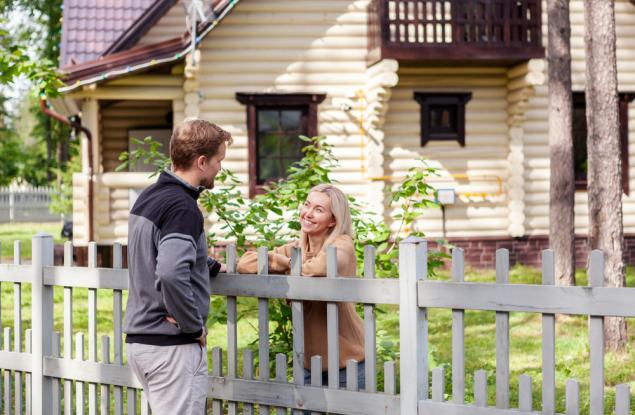 Виц: Бъдете добри с комшиите си