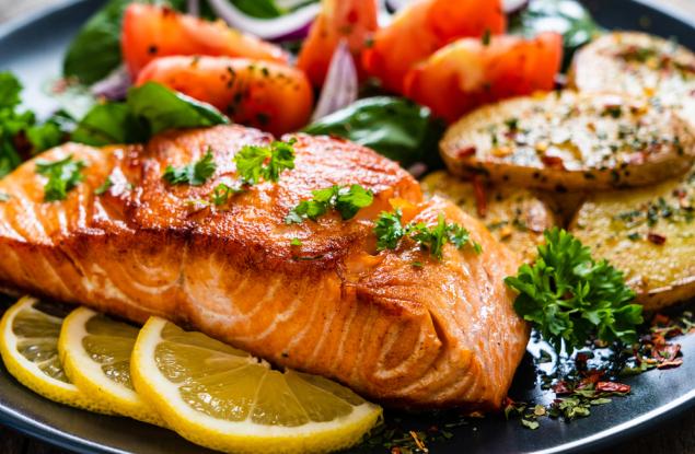 Омега-3 мастните киселини, каквито има в рибата и рибеното масло, са свързани с доброто белодробно здраве