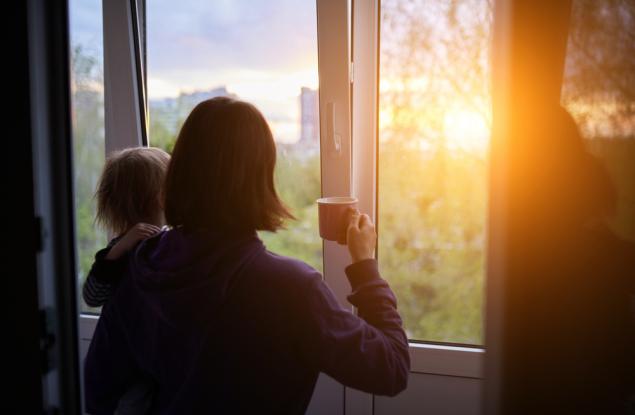 Защо изпитваме вина, когато си стоим у дома при хубаво време