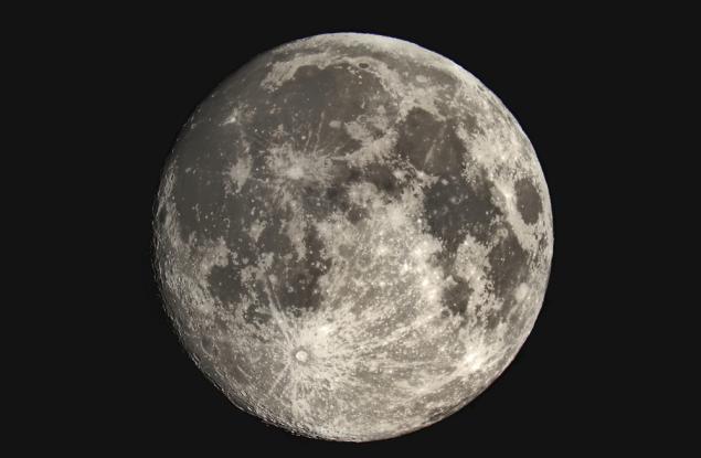 NASA обнови лунната си програма