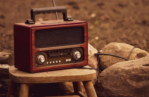 Виц: Колко трае любовта?