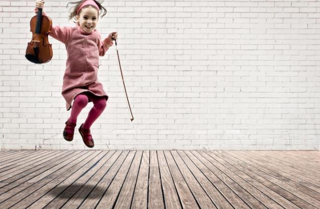 Когато детето ви изненада, че иска цигулка