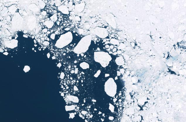 Учени събират от арктическите ледове вековни данни за климата и околната среда