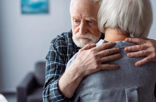 Повечето пациенти с деменция се „завръщат“ към реалността преди смъртта и все още не знаем защо