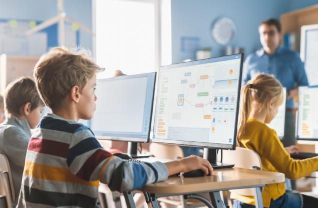 Деца, които са пристрастени към използване на технологии, са по-застрашени от психоза