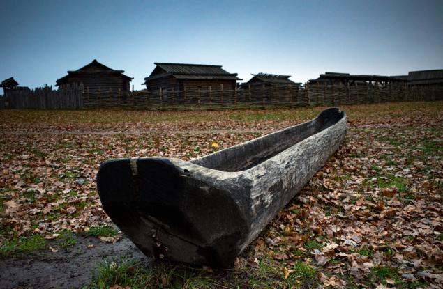 Възпроизведоха праисторическо мореплаване с примитивно кану