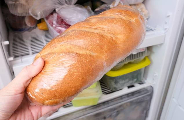 Полезно ли е да замразяваме хляба? Експерт обяснява