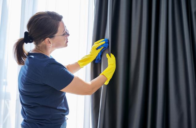 Със следните трикове бързо ще освежите пердетата вкъщи