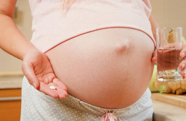 Парацетамол по време на бременност не е добра идея?