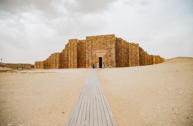 Египетска експедиция откри 4300-годишни гробници в некропола Сакара