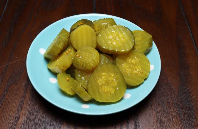 Сокът от кисели краставички: 5 важни ползи за здравето