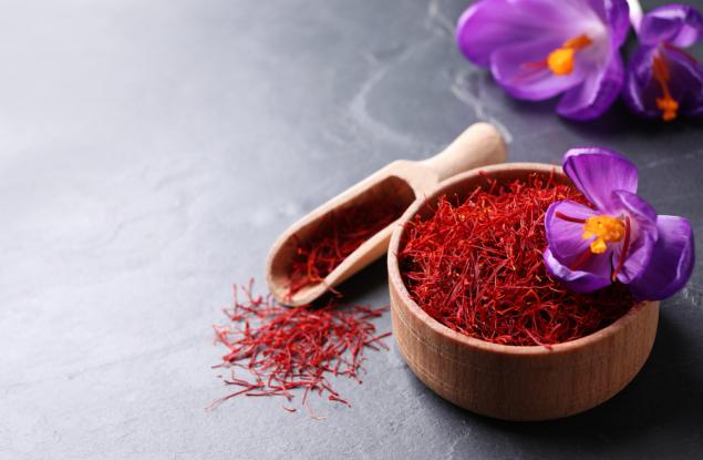 Шафран – ориенталската билка, която се грижи за добро настроение