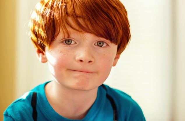 Момчета между 7- и 11-годишна възраст са накарани да зашлевят момиче. Eто какво се случва