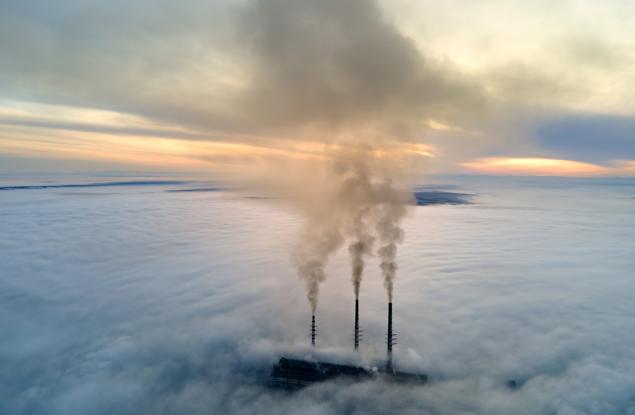 Емисиите на CO₂ от изкопаеми горива достигат рекордни нива през 2025 г.