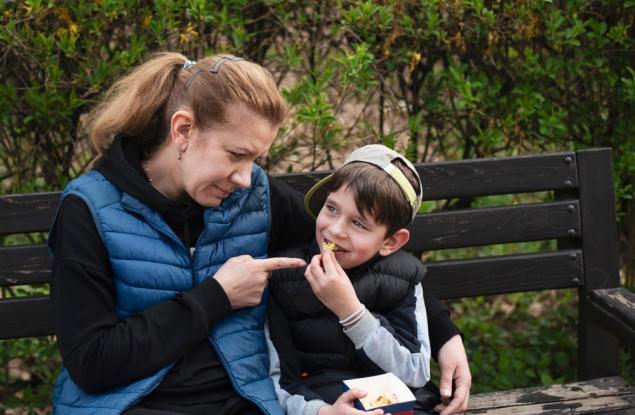 Заложете на разумен възпитателен ход: Без принуда 